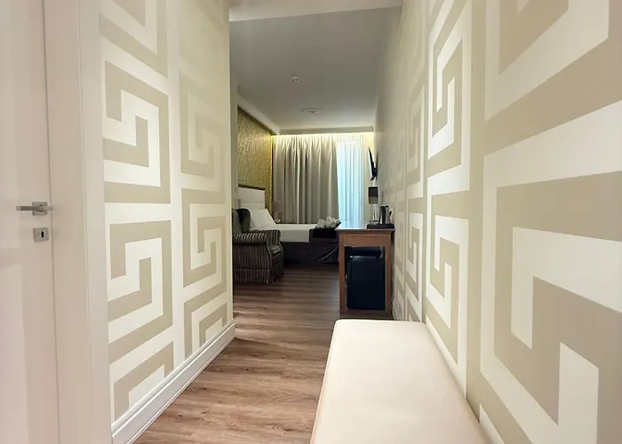 Hotel Montreal